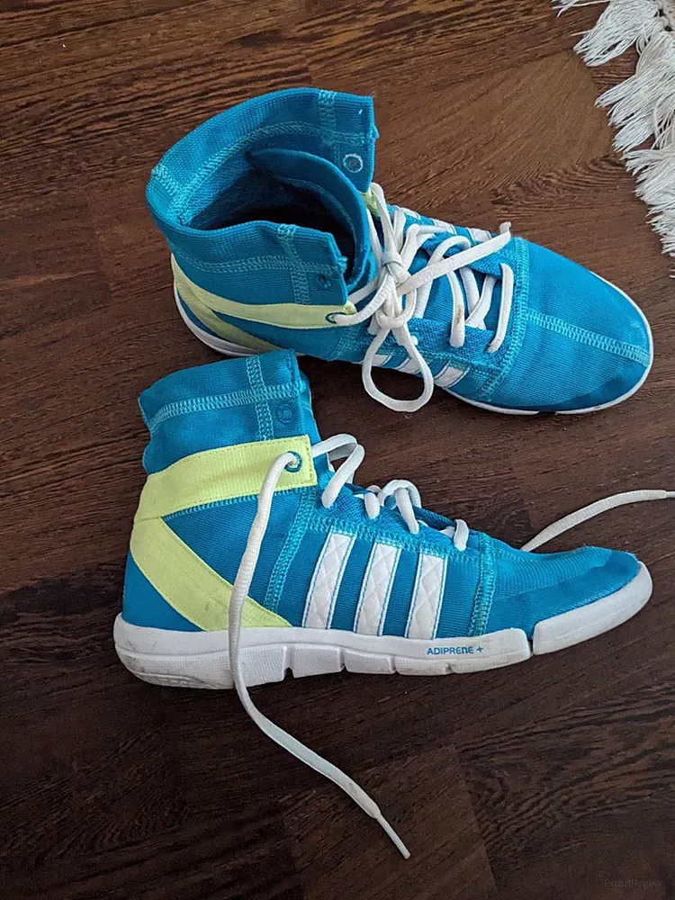 adidas Adiprene Damen Laufschuhe, Größe 37.5. NEUWERTIG