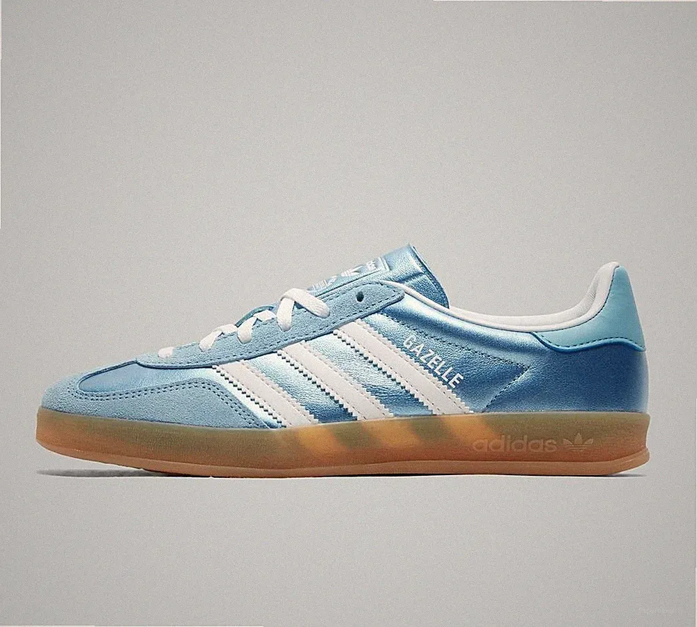 adidas Damen Gazelle Indoor Turnschuhe Bliss Blau Weiß Metallic Schuhe