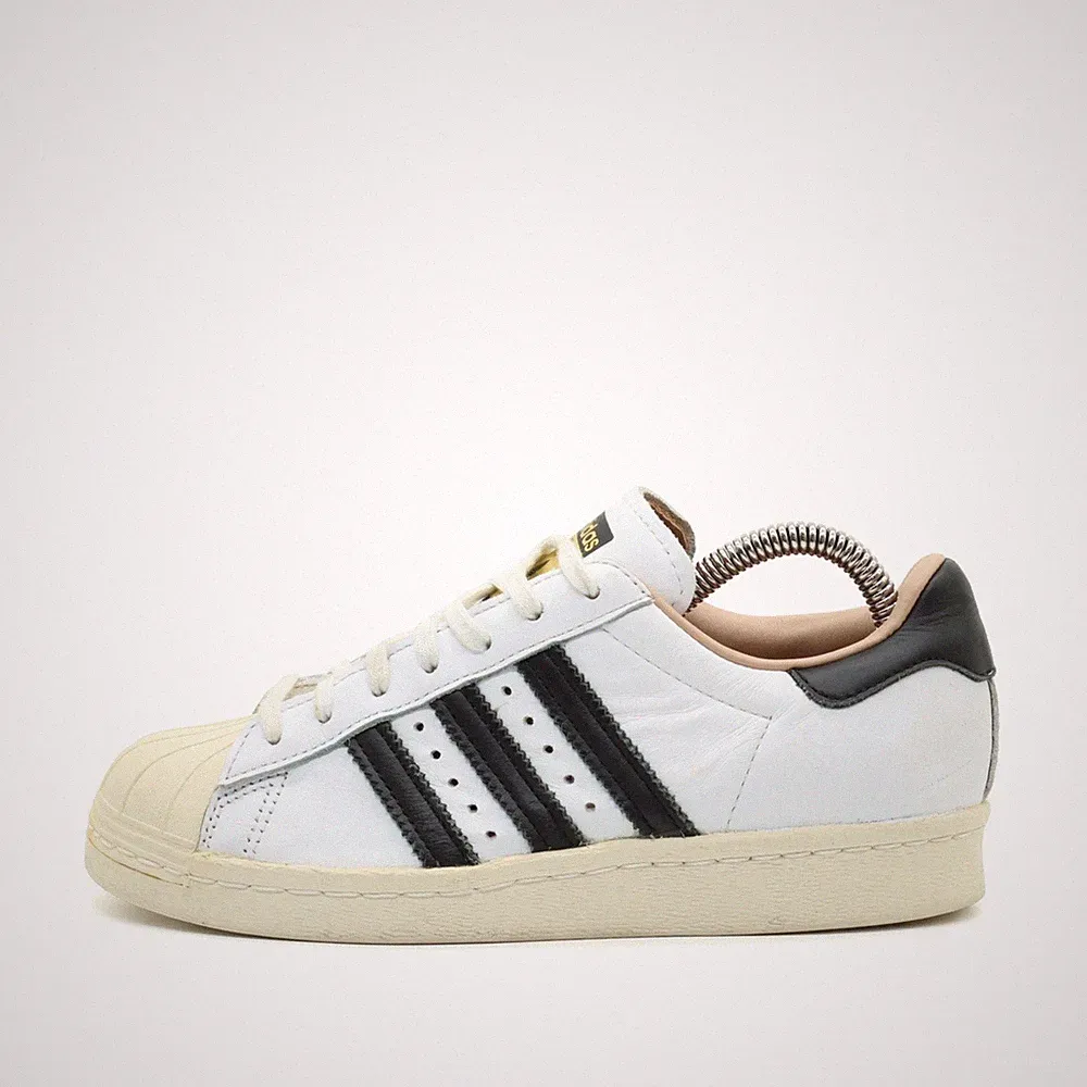 adidas Damen Superstar Schuh Weiß Schwarz Leder Low Top Kappe Sneaker EU 36