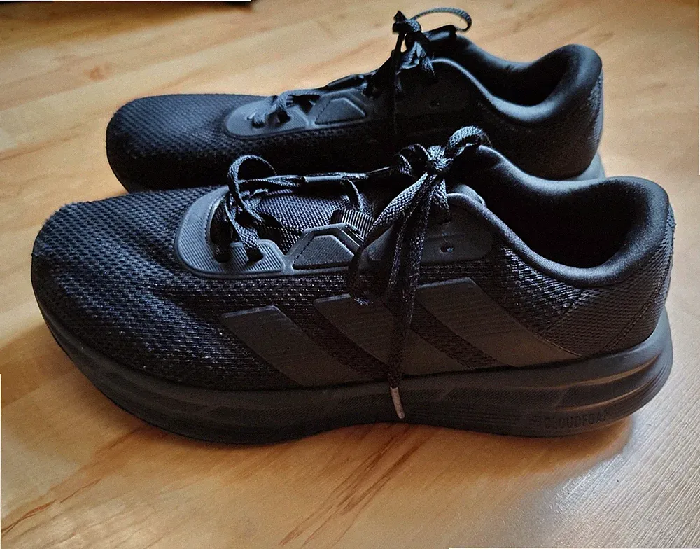 Adidas Laufschuhe Damen Größe 44 2/3