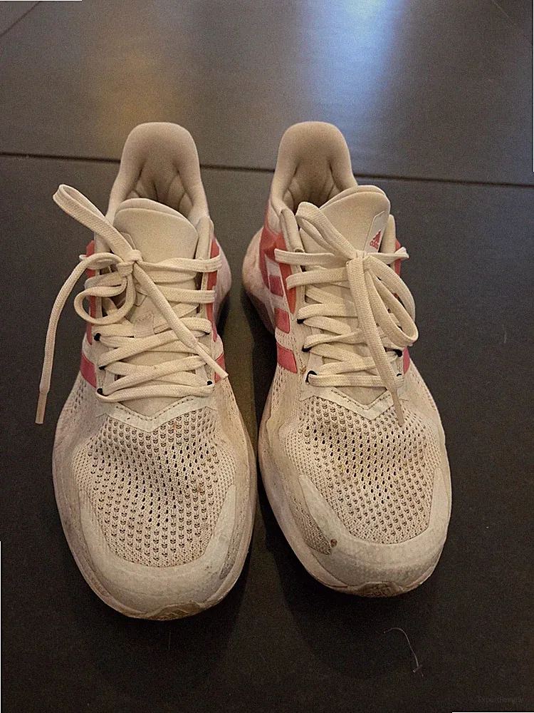 Adidas Laufschuhe Damen in Weiss/Rosa in 39 1/3 gute gebrauchte Zustand