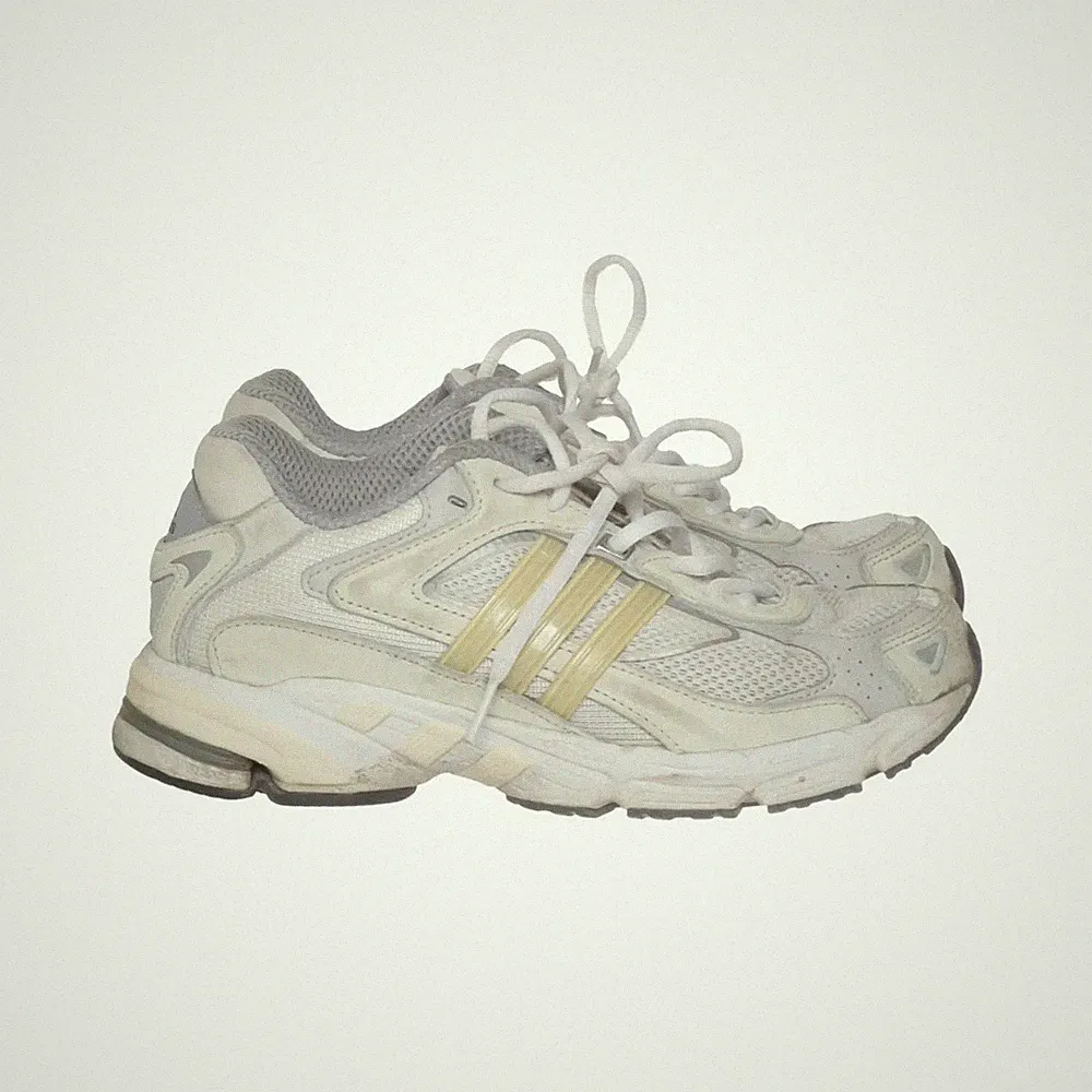 Adidas, Laufschuhe, Größe: 37 1/3, model: response, Weiß/Grau, Damen #wQ0