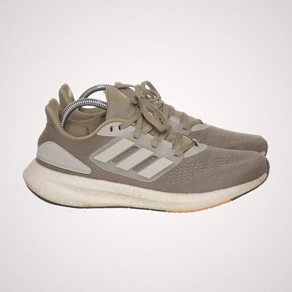 Adidas, Laufschuhe, Größe: 42 1/2, Grün, Unisex (Erwachsene) #vuu