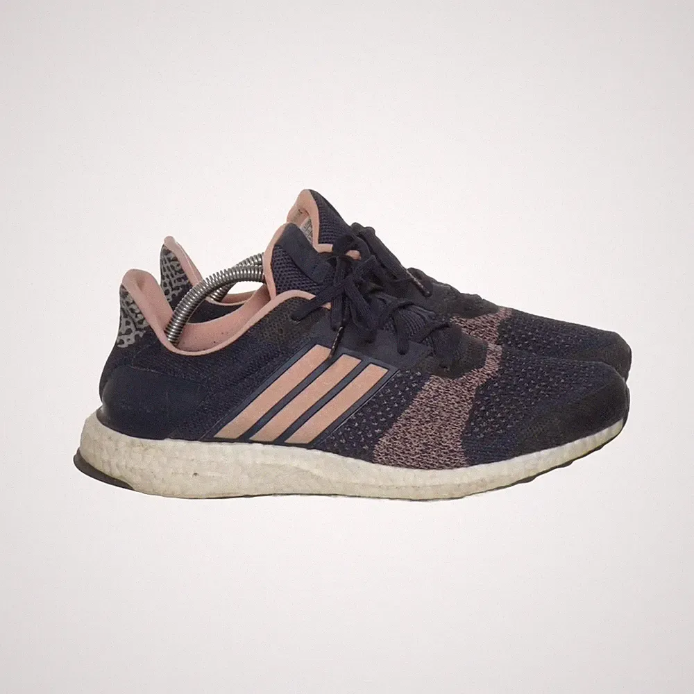 Adidas, Laufschuhe, Größe: 43 1/3, model: ultra boost, Blau/Pink, Damen #a07