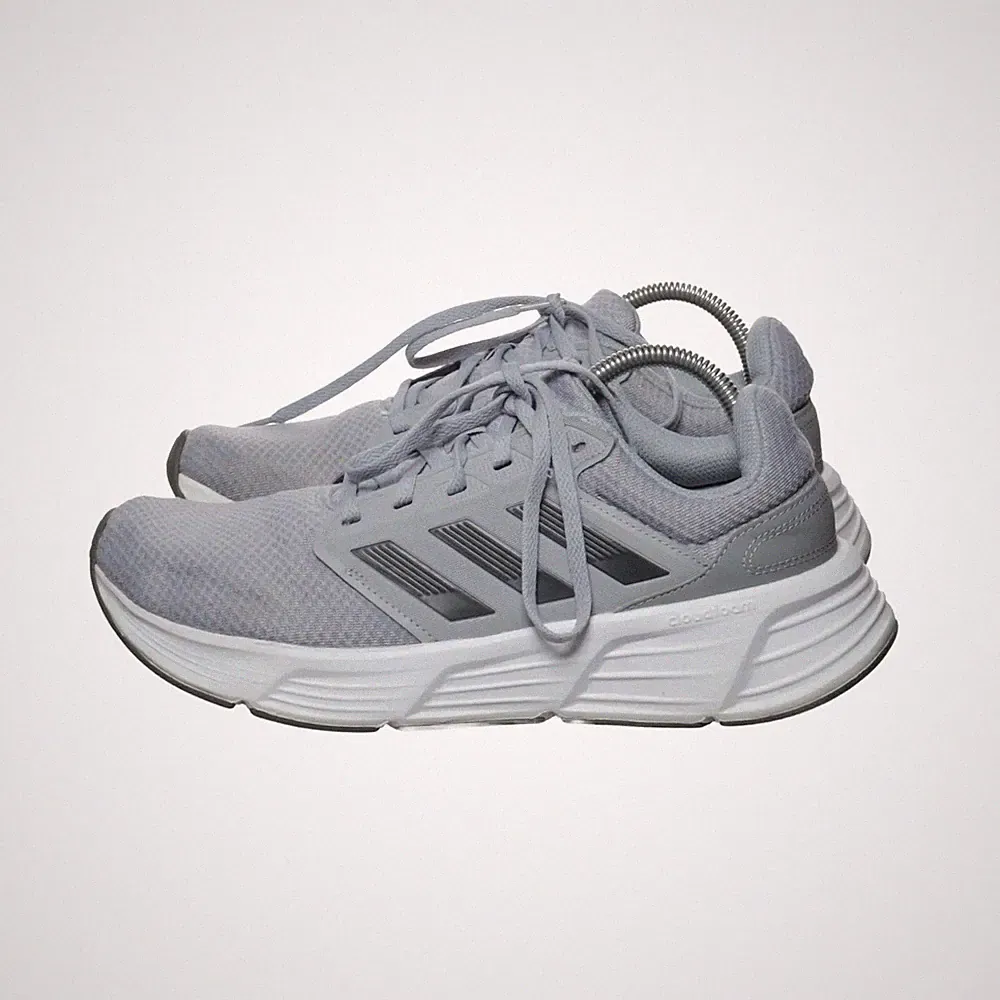 Adidas, Laufschuhe, Größe: 44, Grau, Unisex (Erwachsene) #T1E