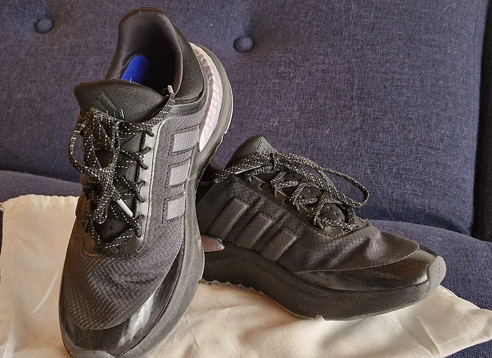 Adidas laufschuhe ZNsara G. 39