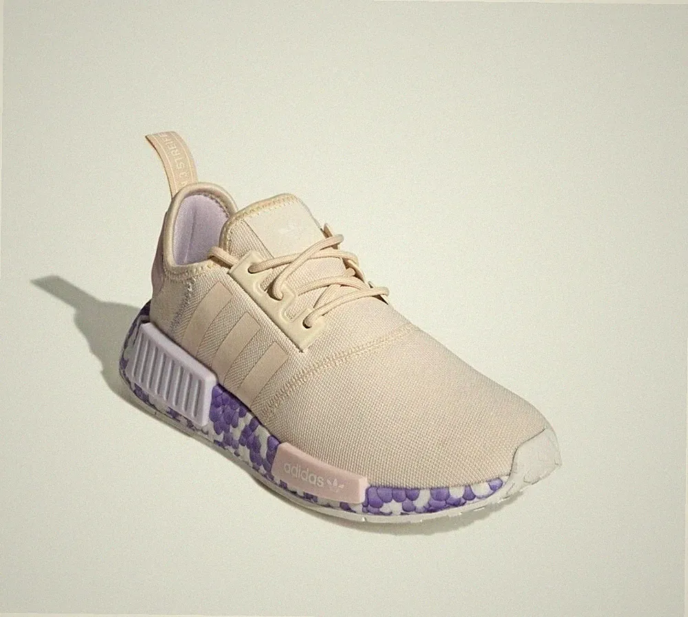 Adidas NMD R1 Beige Damen Sneaker Sportschuhe Laufschuh GW5694 - EU Größe 36 2/3