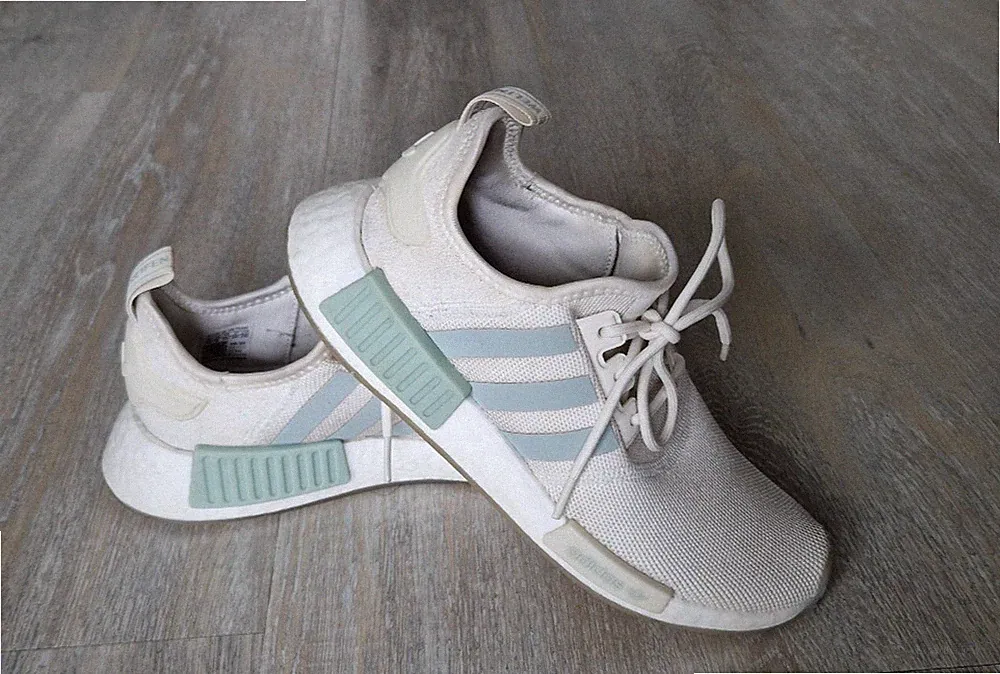 Adidas NMD R1 Damen Laufschuhe creme-weiß mint 39 1/3