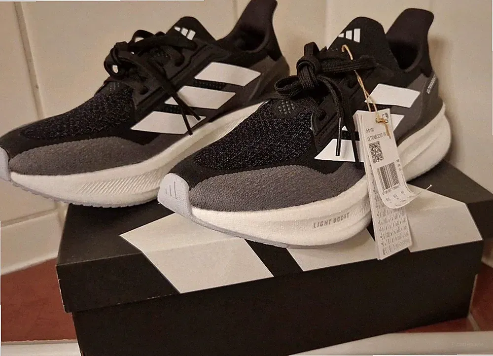 ADIDAS PERFORMANCE ULTRABOOST 5X - Laufschuh Straße - core black cloud white