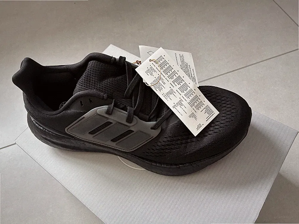 adidas Pureboost 22 W Damen Laufschuhe Schwarz Gr. 42 2/3 US 10 Neu