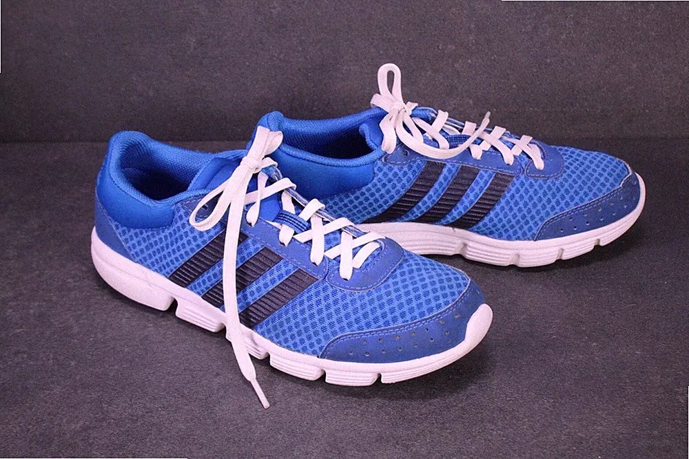 Adidas Sneaker Breeze XJ Damen Low-Top Gr. 38 blau weiß Mesh Laufschuhe SB2093