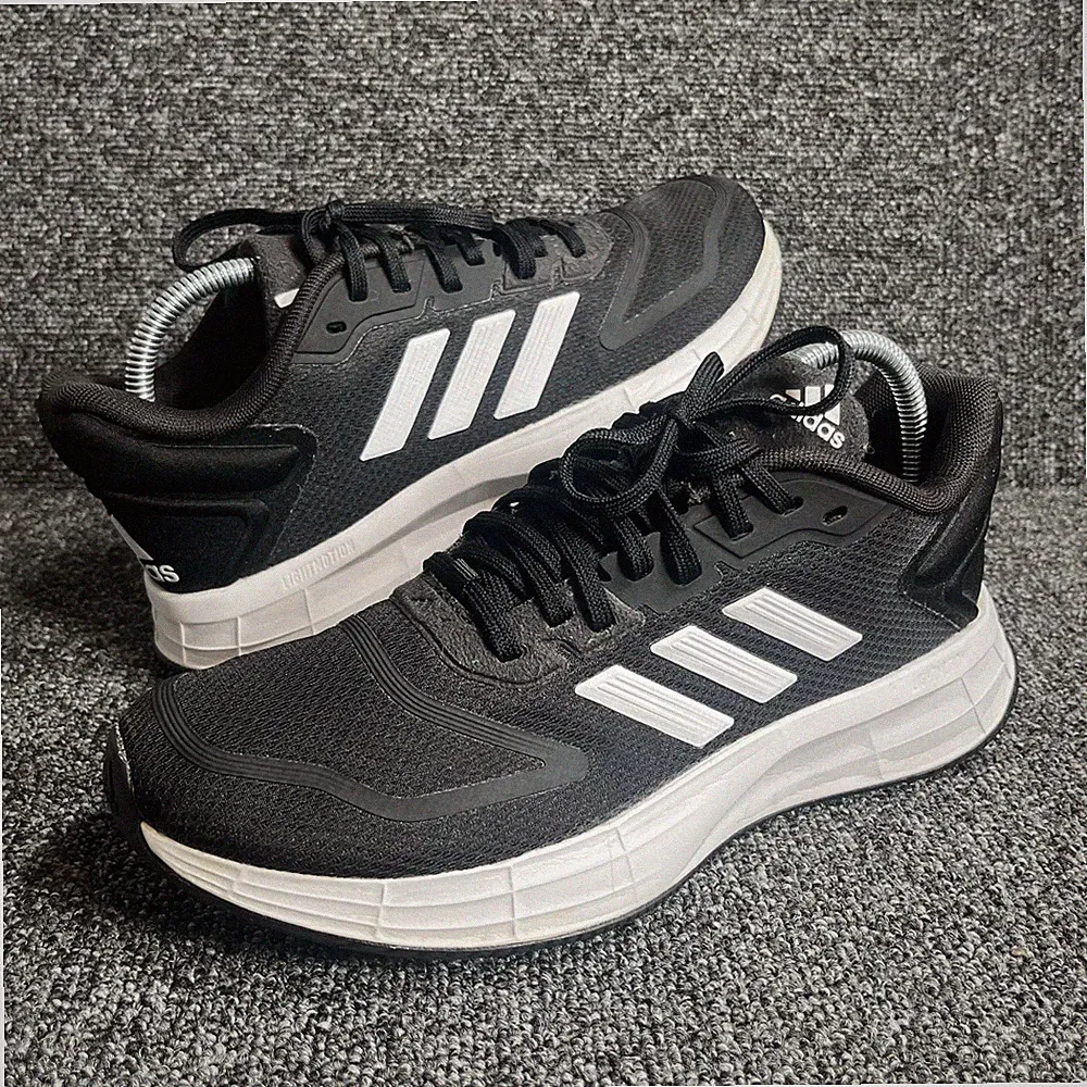 Adidas Turnschuhe Damen Größe UK 5 Duramo 10 schwarz weiß Laufen Fitnessschuhe