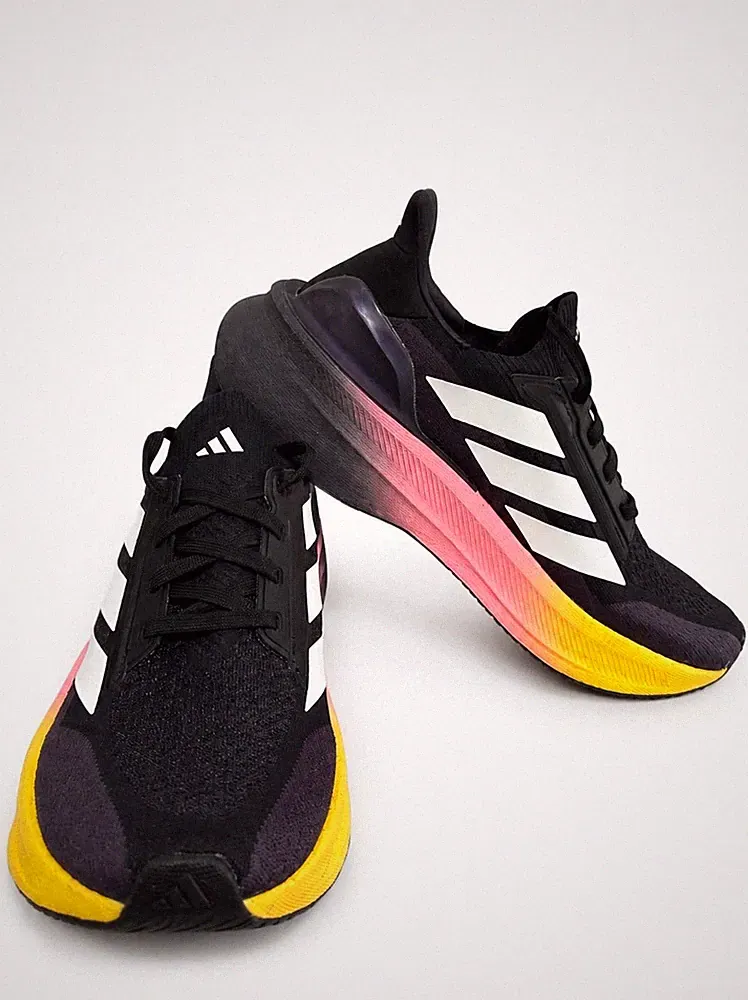adidas Ultraboost 5X Damen/HerrenLaufschuhe Gr. 40 Schwarz/Spark leicht & bequem