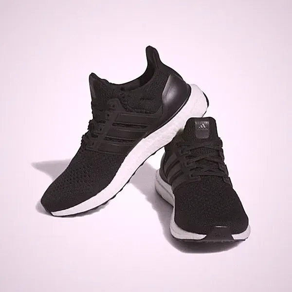Adidas Ultraboost Schwarz Damen Sneaker Sportschuhe Laufschuhe HQ4206