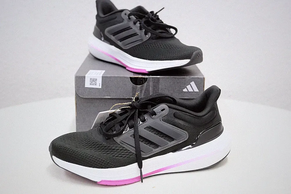 Adidas Ultrabounce Damen Laufschuhe EU Größe 42 2/3 Neu Rechnung MwSt