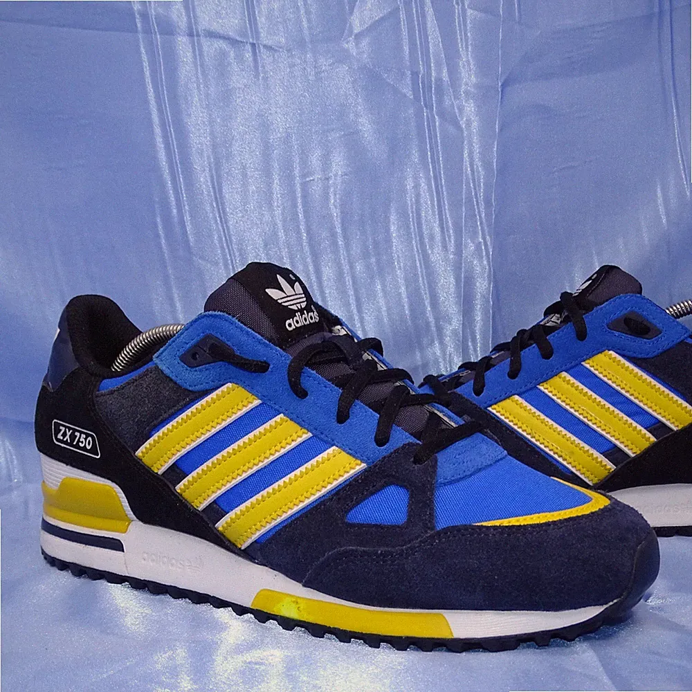 ADIDAS ZX 750 SNEAKER GR 41 1/3 SCHUHE HERREN BOOST LAUFSCHUHE BLAU AQUA A10