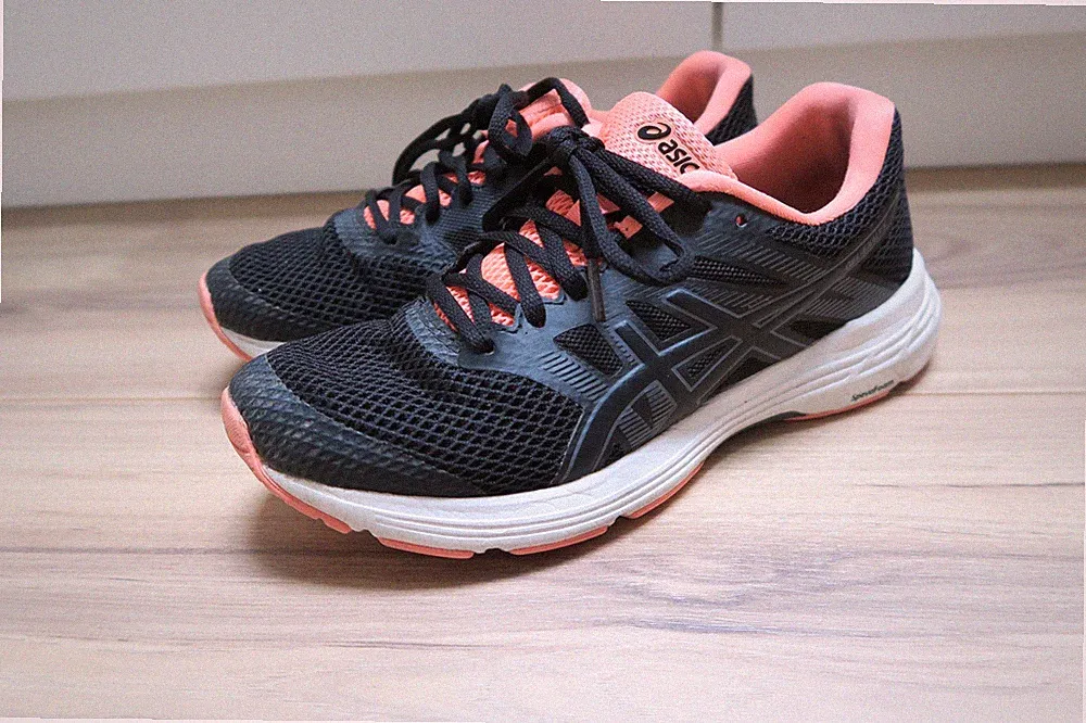 ASICS Damen Gel-Exalt 5 Lauf Sport Sneaker Schuhe SpevaFoam Dämpfung EU 39