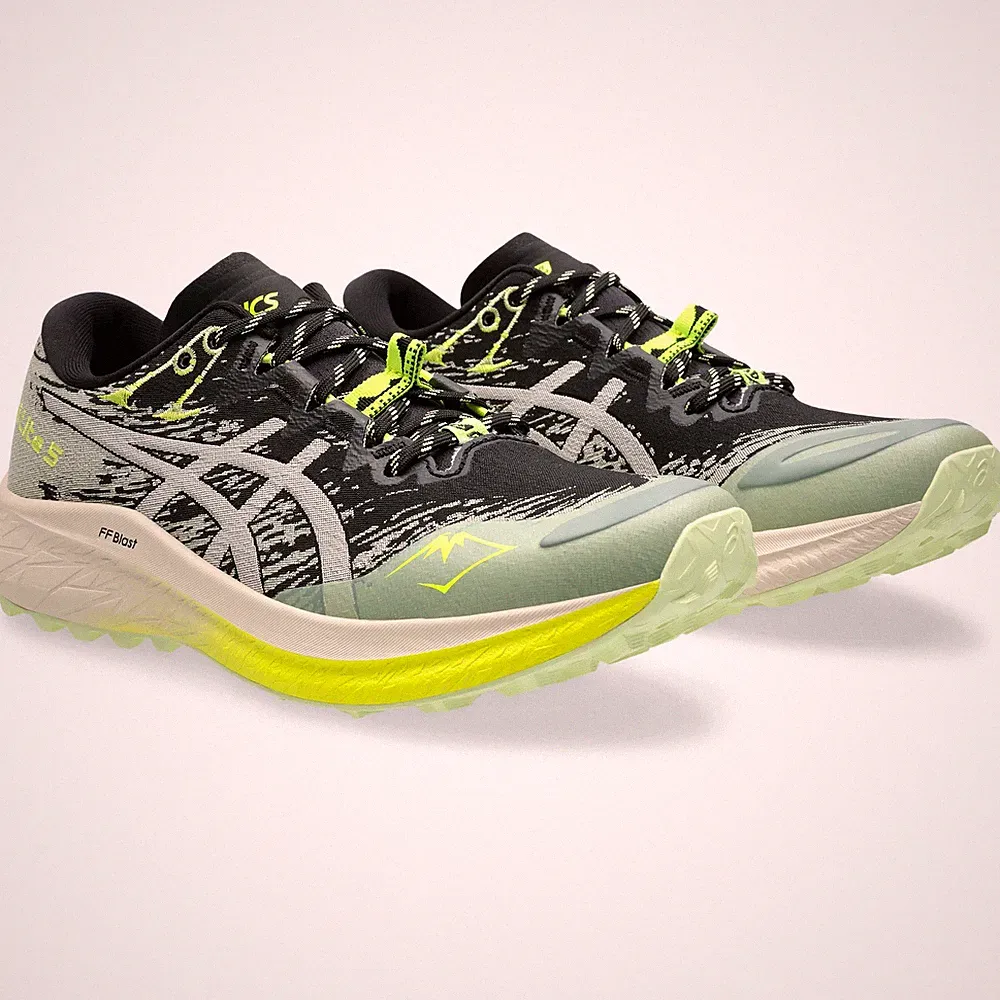 Asics Fuji LITE 5 Lady Trailschuhe |1012B690-001| Flexibilität und Traktion