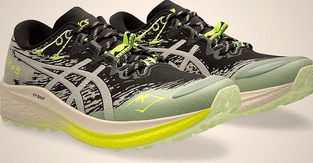 ASICS Fuji Lite 5 Trailrunning Laufschuhe Gr. 38 Rainy Lake Black Outdoor NEU