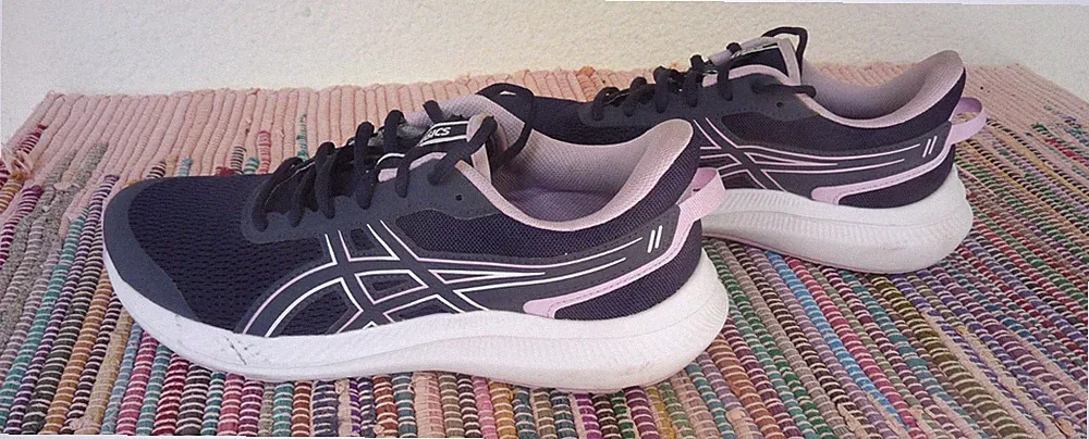Asics Gel-Contend 8 Damen Laufschuhe Gr. 40