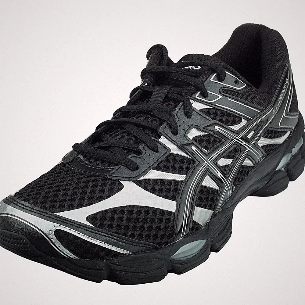 Asics GEL-CUMULUS 16 Laufschuhe in Schwarz Silber für Damen und Herren - 42.5 EU