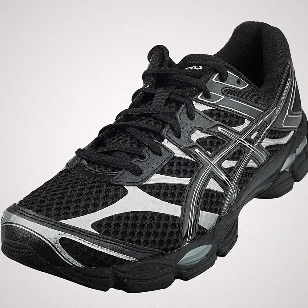 Asics GEL-CUMULUS 16 Laufschuhe in Schwarz Silber für Damen und Herren - 44 EU