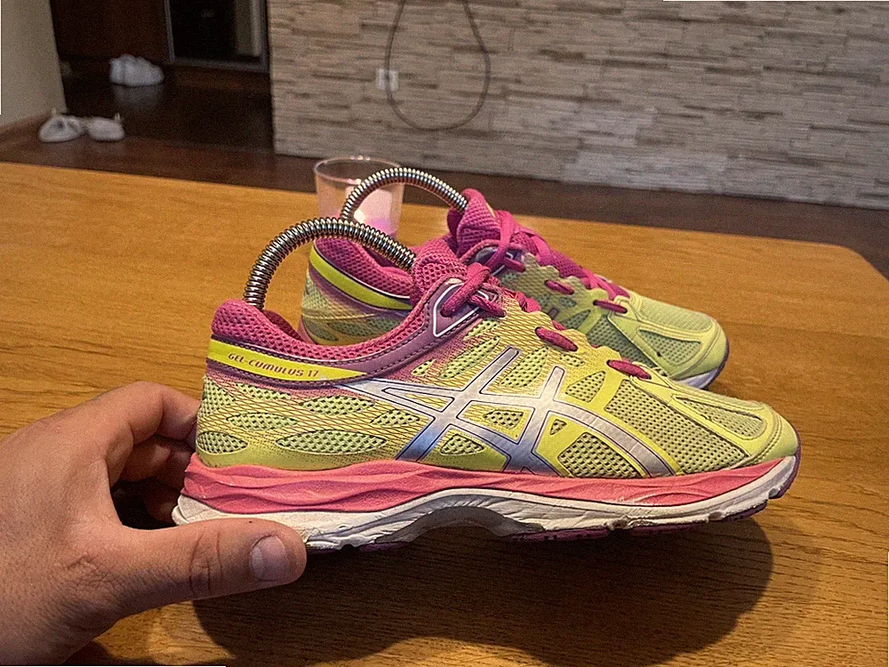 ASICS GEL-Cumulus 17 Damen-Laufschuhe, Pink/Grün, EU 37,5 / US 6,5, C562N