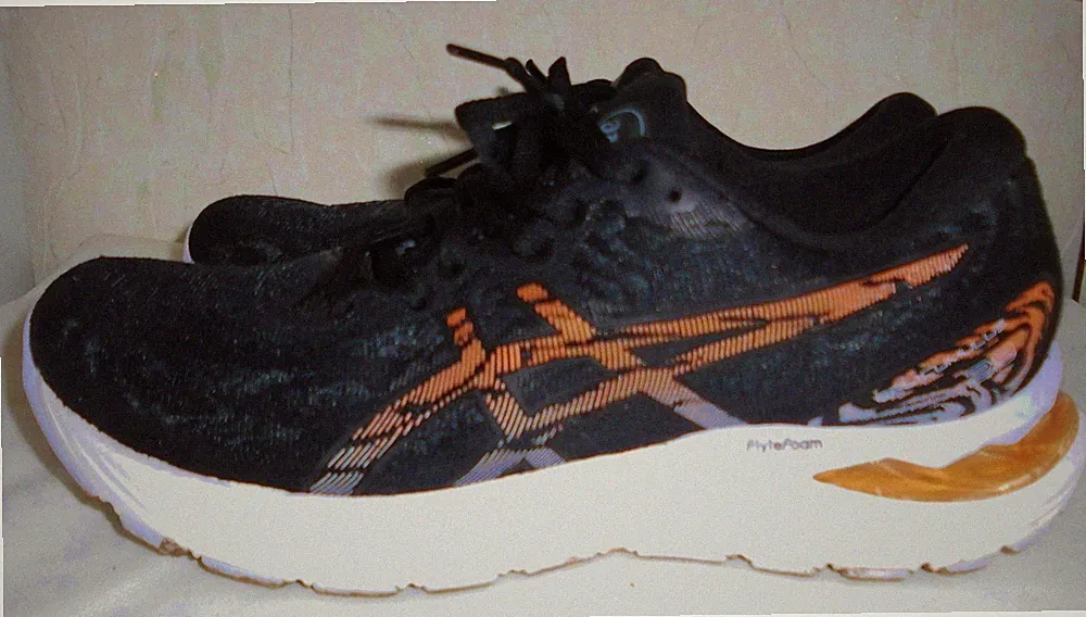 Asics GEL CUMULUS 23 Damen Sneaker Sport- Laufschuhe Running GR 39 NP 139,95 €