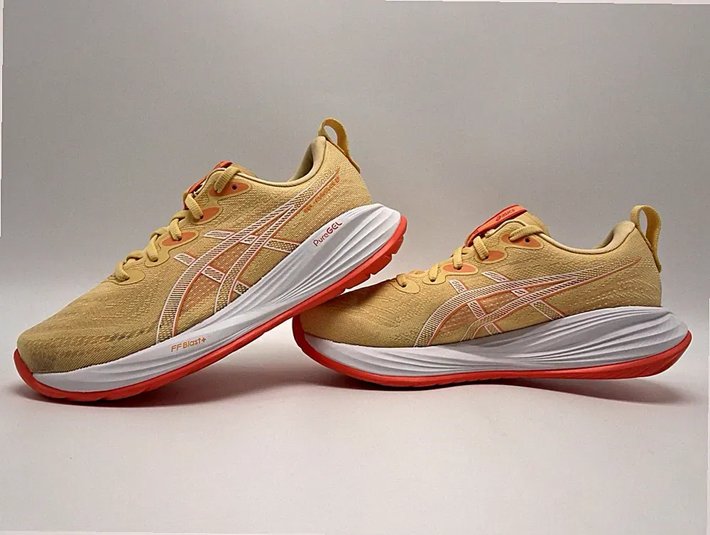 ASICS GEL-Cumulus 27 Damen Laufschuhe EU 40,5 Orange