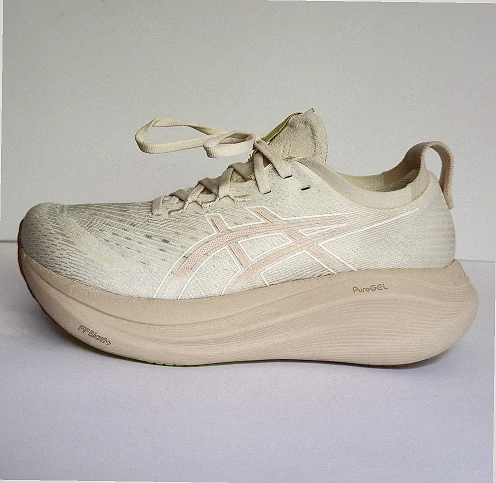 ASICS GEL-NIMBUS 27 Damen Laufschuhe Gr. 39,5 – PureGEL / FF BLAST+ -neuwertig