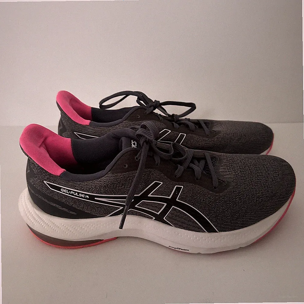Asics Gel Pulse 14 Gr. 41,5 Grau Pink Laufschuhe