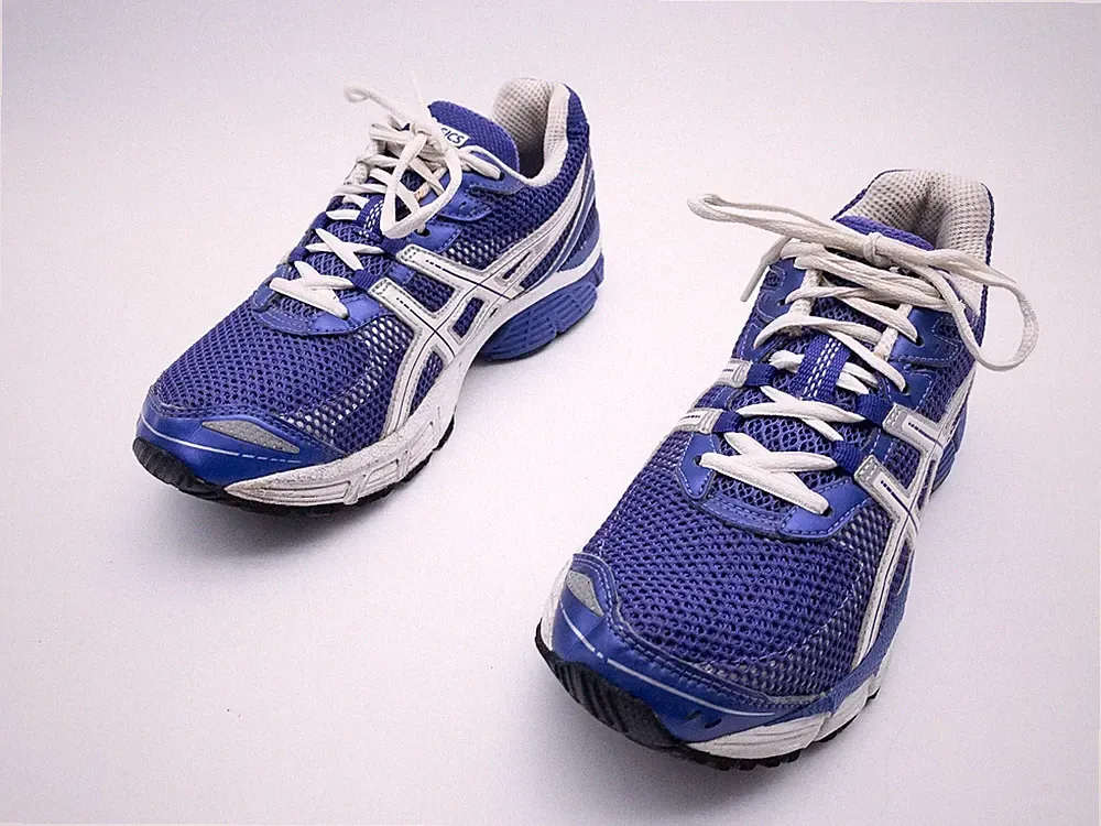 ASICS Gel-Pulse 4 Unisex Laufschuhe Sportschuhe Lila Gr. 39 EU Art. 39699-90