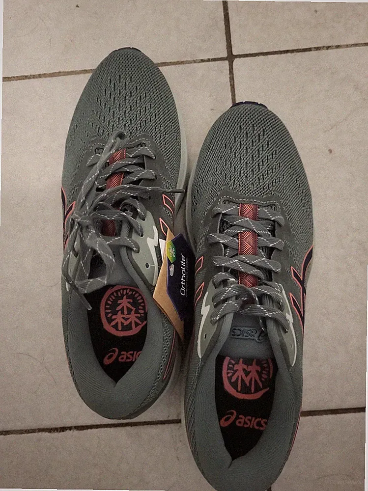 ASICS GT-1000 Laufschuhe Damen Größe 39,5