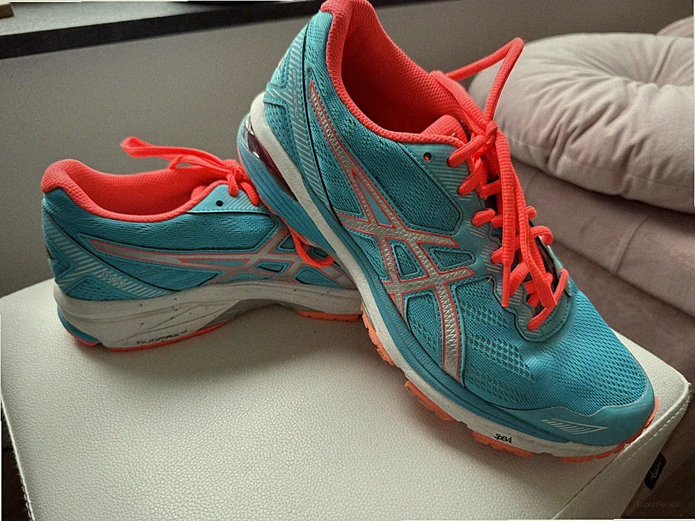 Asics GT-1000 Sportschuhe Laufschuhe Gr. 41,5 / 9 1/2 wie NEU