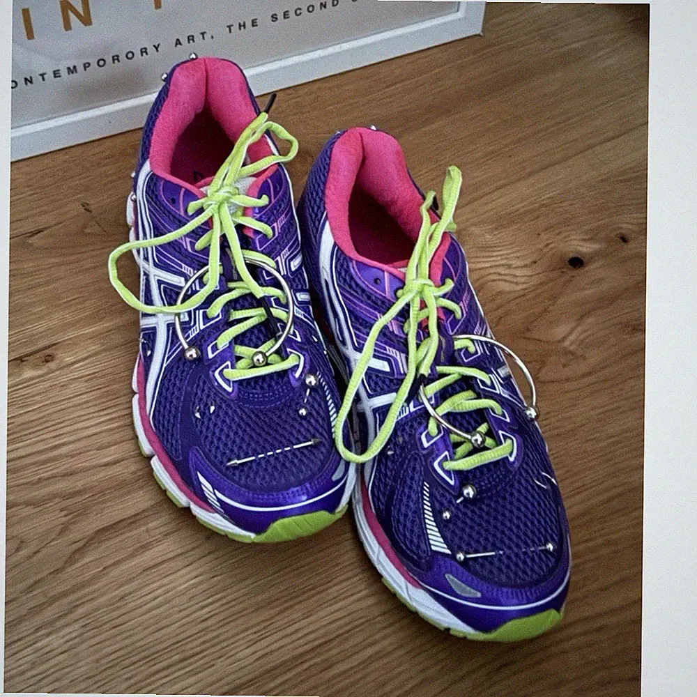 ASICS GT-2000 Damen Laufschuhe Sneaker atmungsaktiv Mesh EU 40 lila/pink/grün