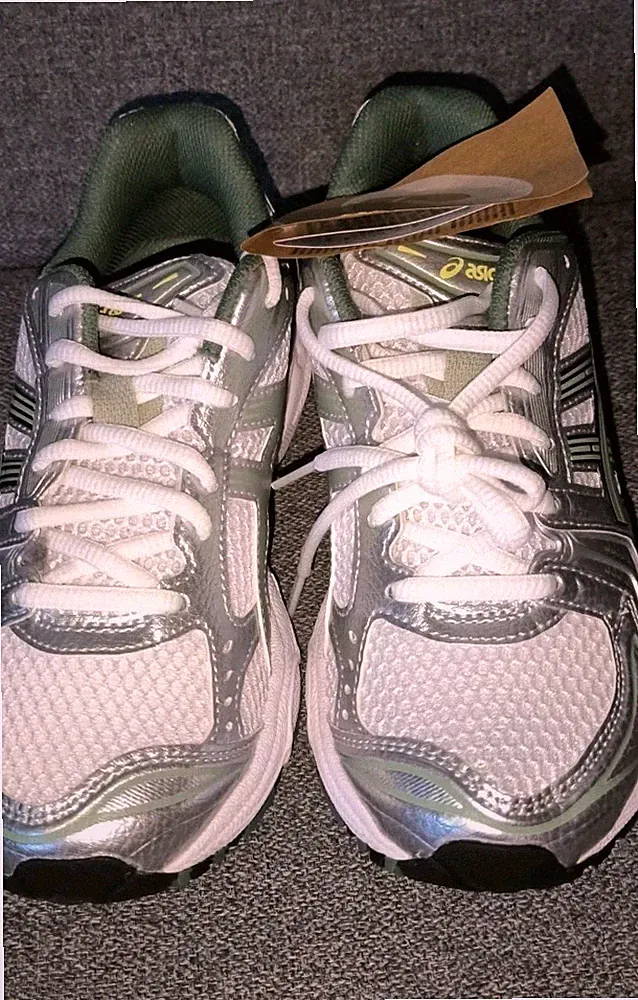 ASICS Herren Damen Kinder Laufschuhe Sneaker Low Top Mesh weiß/silber/grün Gr.36