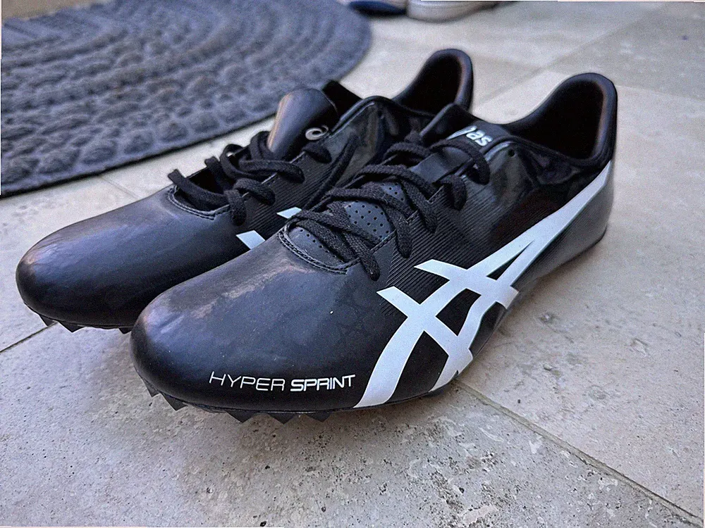 Asics Hypersprint Laufspikes - UK 10 - schwarz - nagelneu