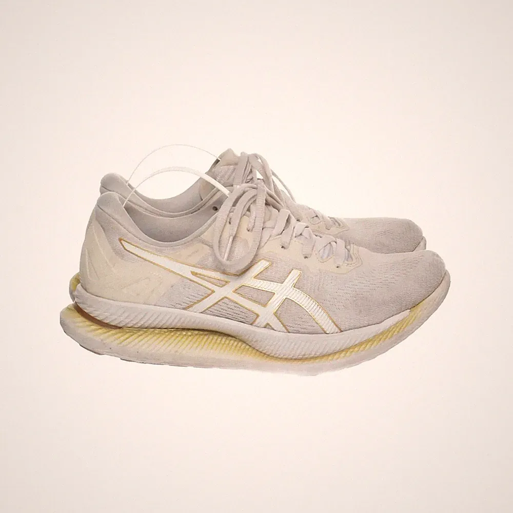 Asics, Laufschuhe, Größe: 39 1/2, model: glideride, Beige, Damen #Eh8