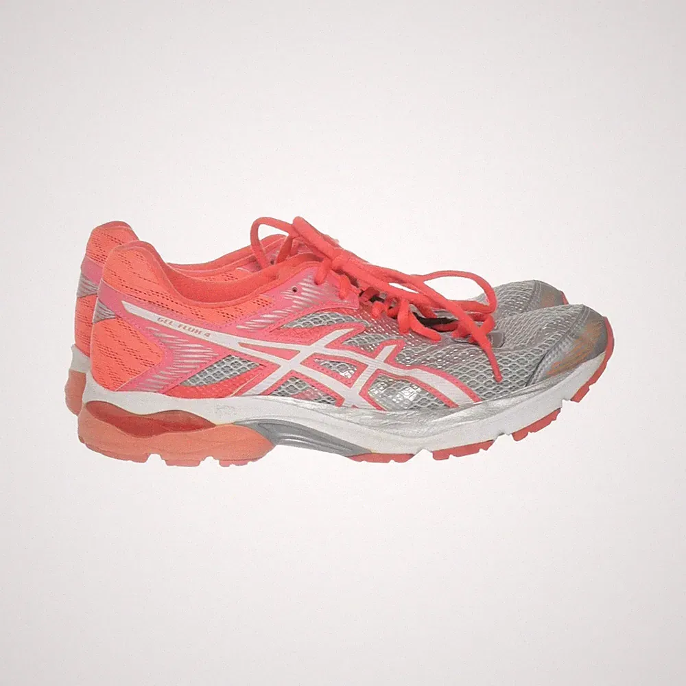 Asics, Laufschuhe, Größe: 39 1/2, T764N, Grau/Rot/Weiß, Damen #NqN