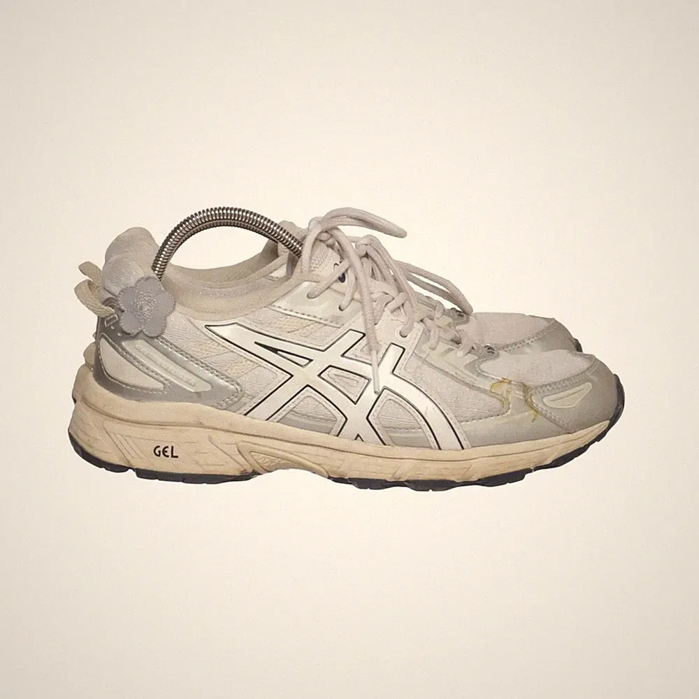 Asics, Laufschuhe, Größe: 39 1/2, Weiß/Grau/Silber, Damen #vf2
