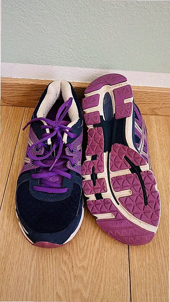 Asics Laufschuhe Größe 39