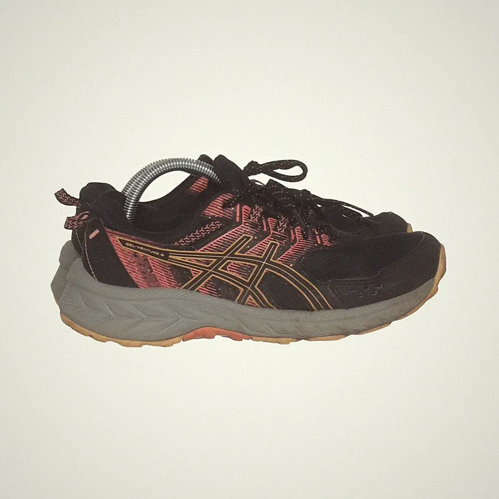 Asics, Laufschuhe, Größe: 39, Schwarz/Rot/Braun, Damen #LHn