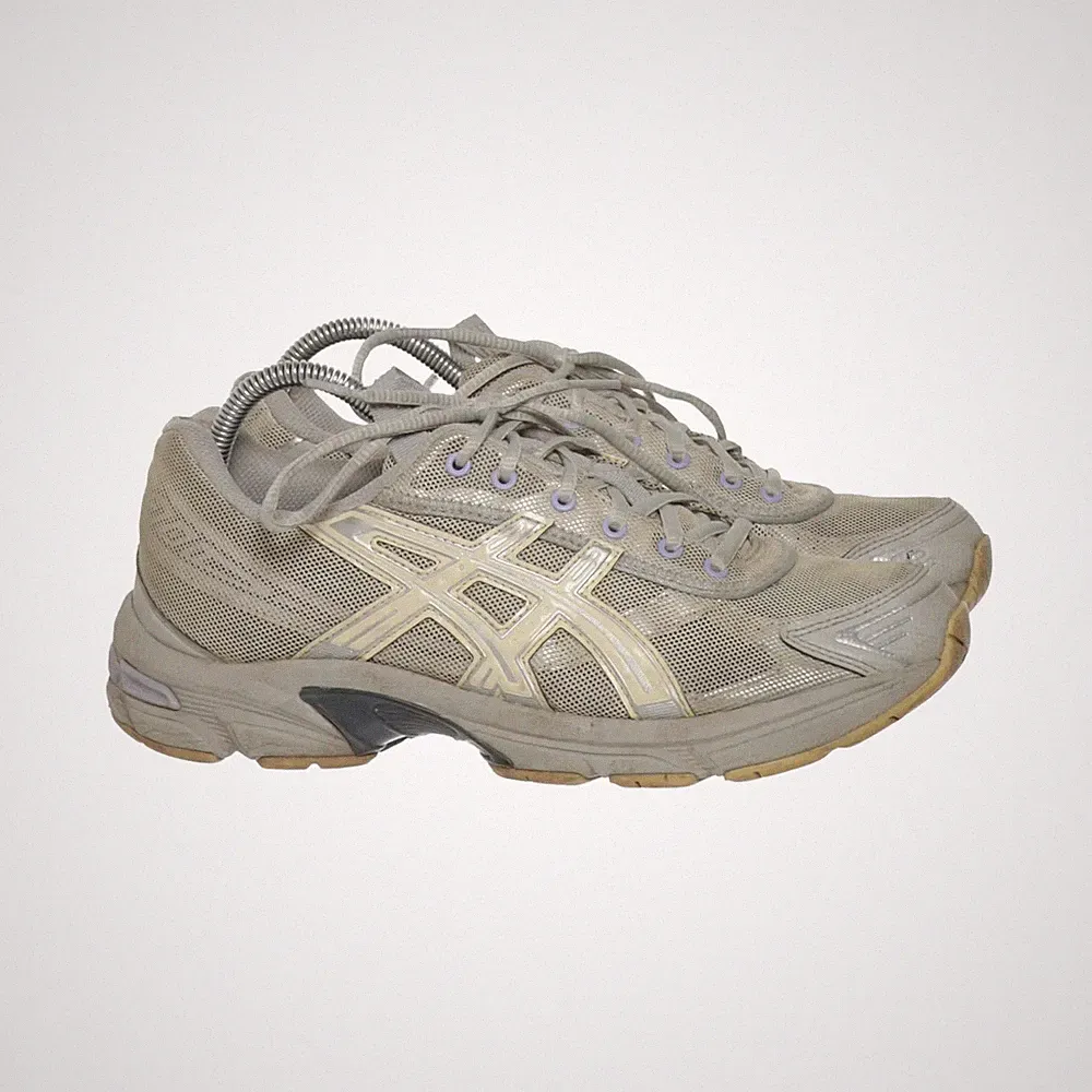 Asics, Laufschuhe, Größe: 40 1/2, Grau/Gold, Damen #fbm