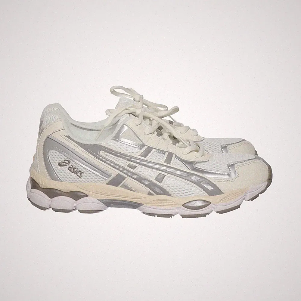 Asics, Laufschuhe, Größe: 43 1/2, Weiß/Beige/Grau, Damen #nZ5