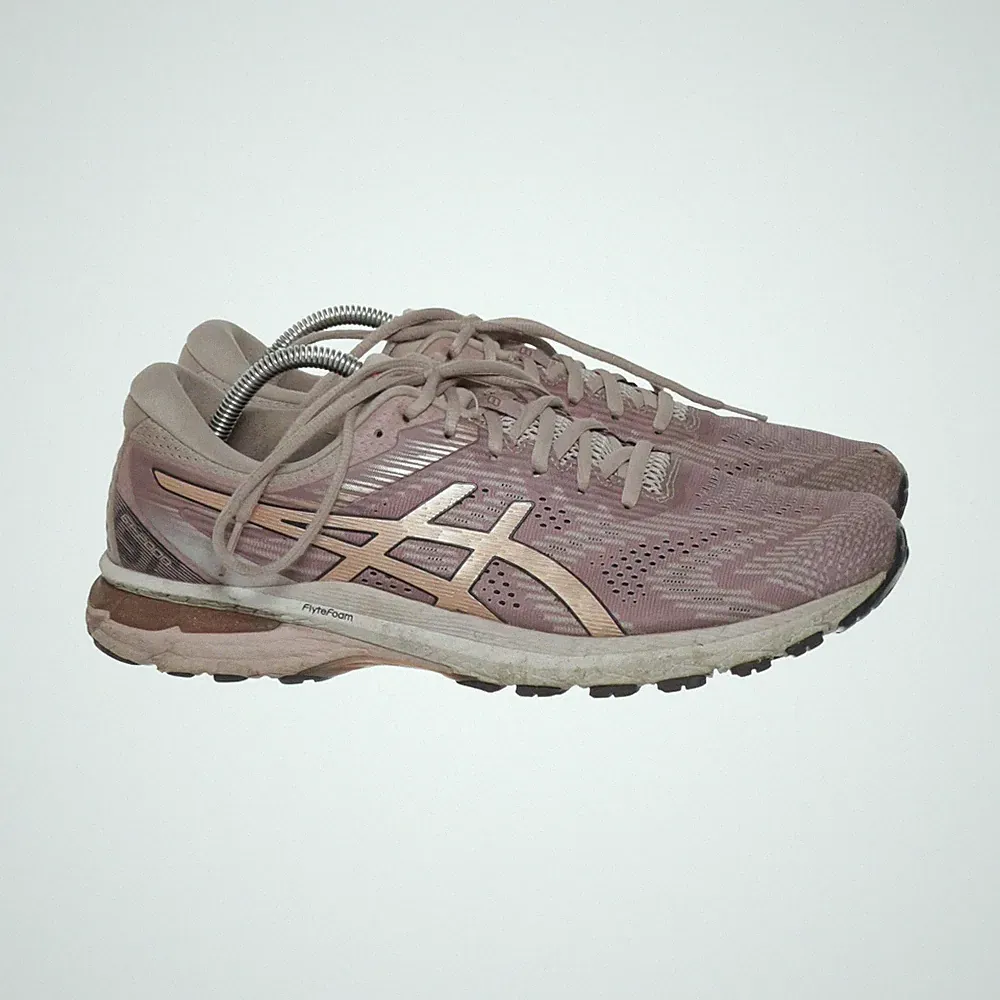 Asics, Laufschuhe, Größe: 44 1/2, model: gel-kayano 28 #9E1