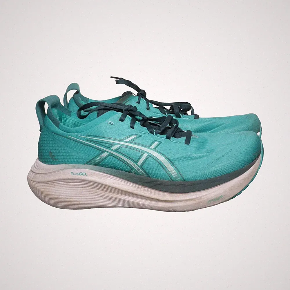 Asics, Laufschuhe, Größe: 44 1/2, model: gel-nimbus 25, Grün/Weiß, Damen #IaN