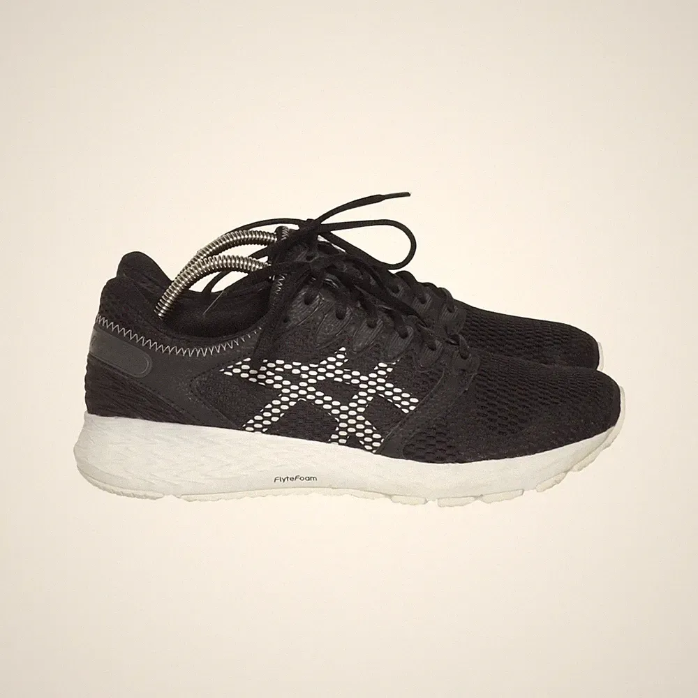 Asics, Laufschuhe, Größe: 44, Schwarz/Weiß, Damen #n4k