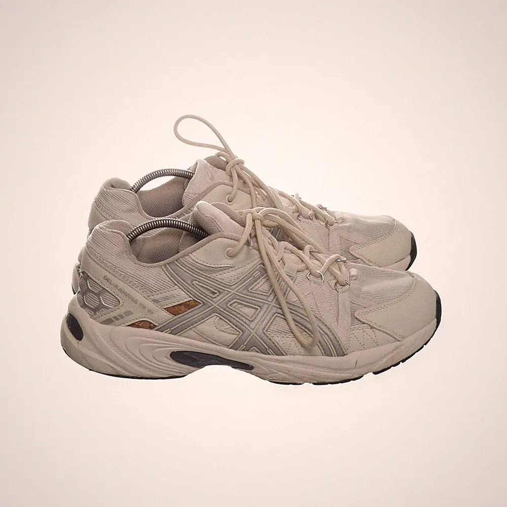 Asics, Laufschuhe, Größe: 45, Beige, Damen #Lkj
