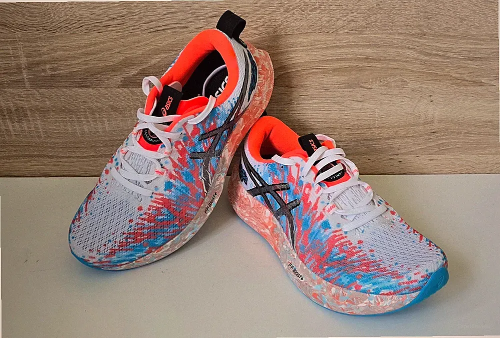ASICS Noosa Tri 16 Laufschuhe Sneaker Running Shoe Gr. 6 = 40