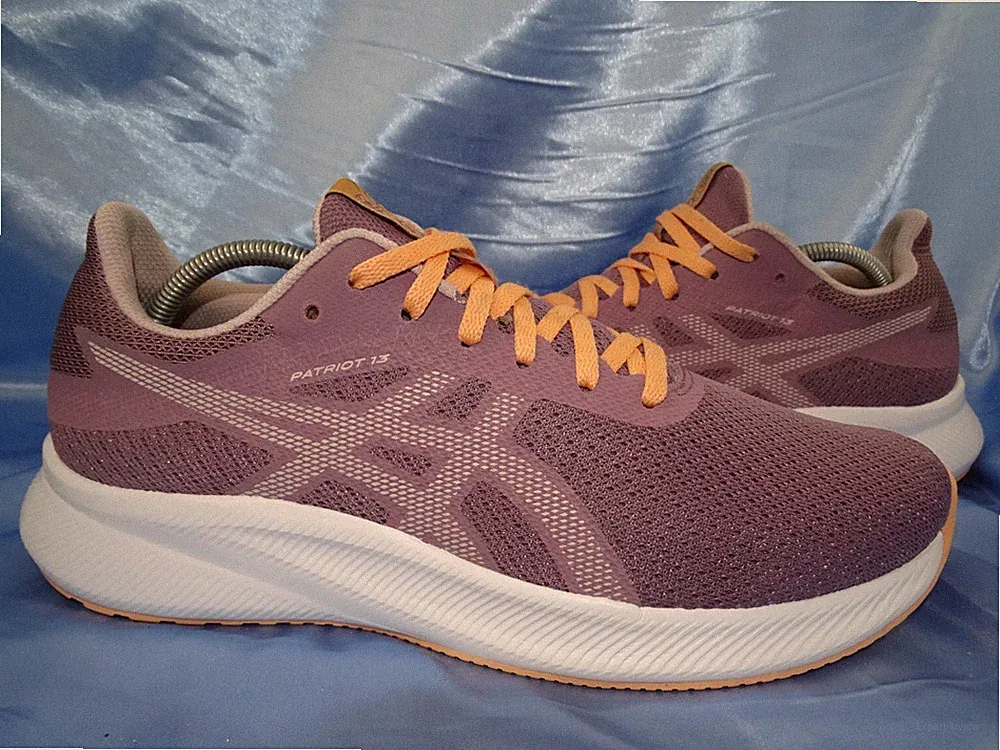 ASICS PATRIOT 13 GR 40 41 LAUFSCHUHE DAMÉN SCHUHE KAYANO CUMULUS D81